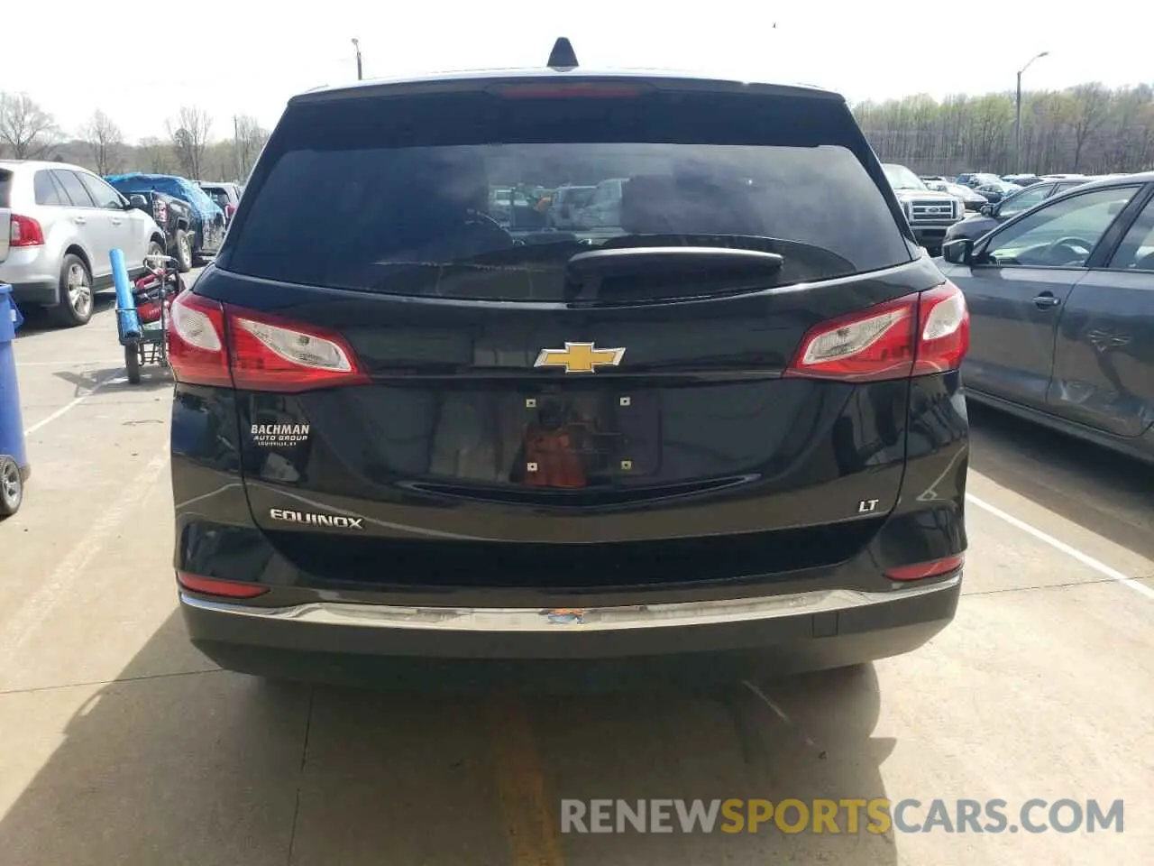 6 Photograph of a damaged car 2GNAXKEV8L6243820 CHEVROLET EQUINOX 2020