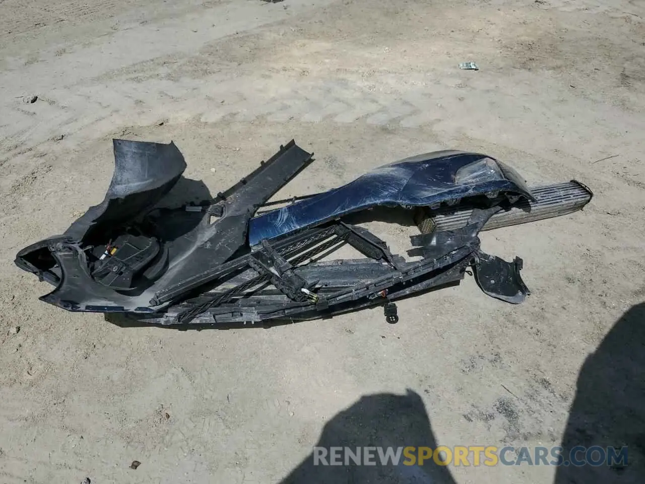 12 Photograph of a damaged car 2GNAXKEV9L6101363 CHEVROLET EQUINOX 2020