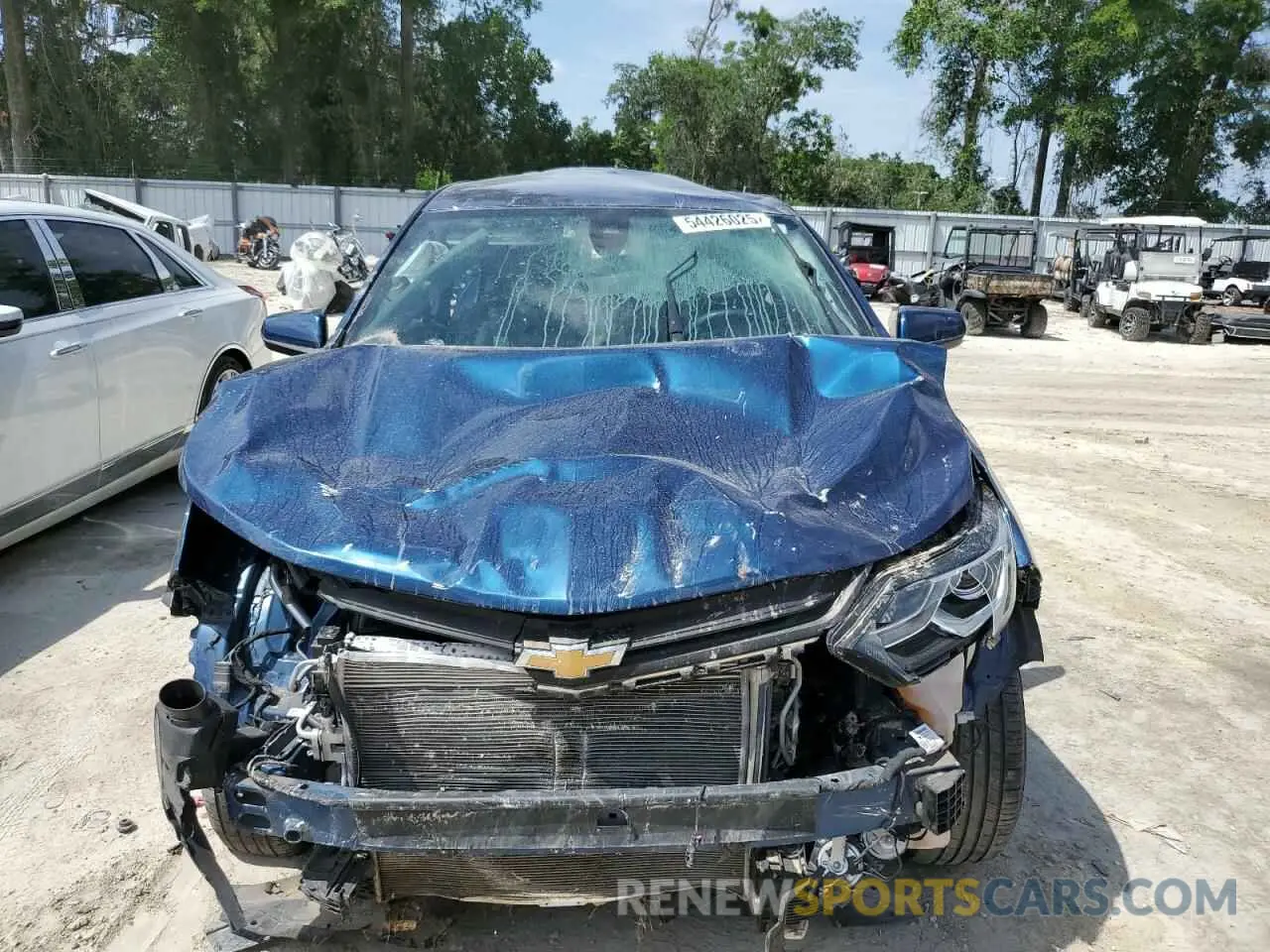 5 Photograph of a damaged car 2GNAXKEV9L6101363 CHEVROLET EQUINOX 2020