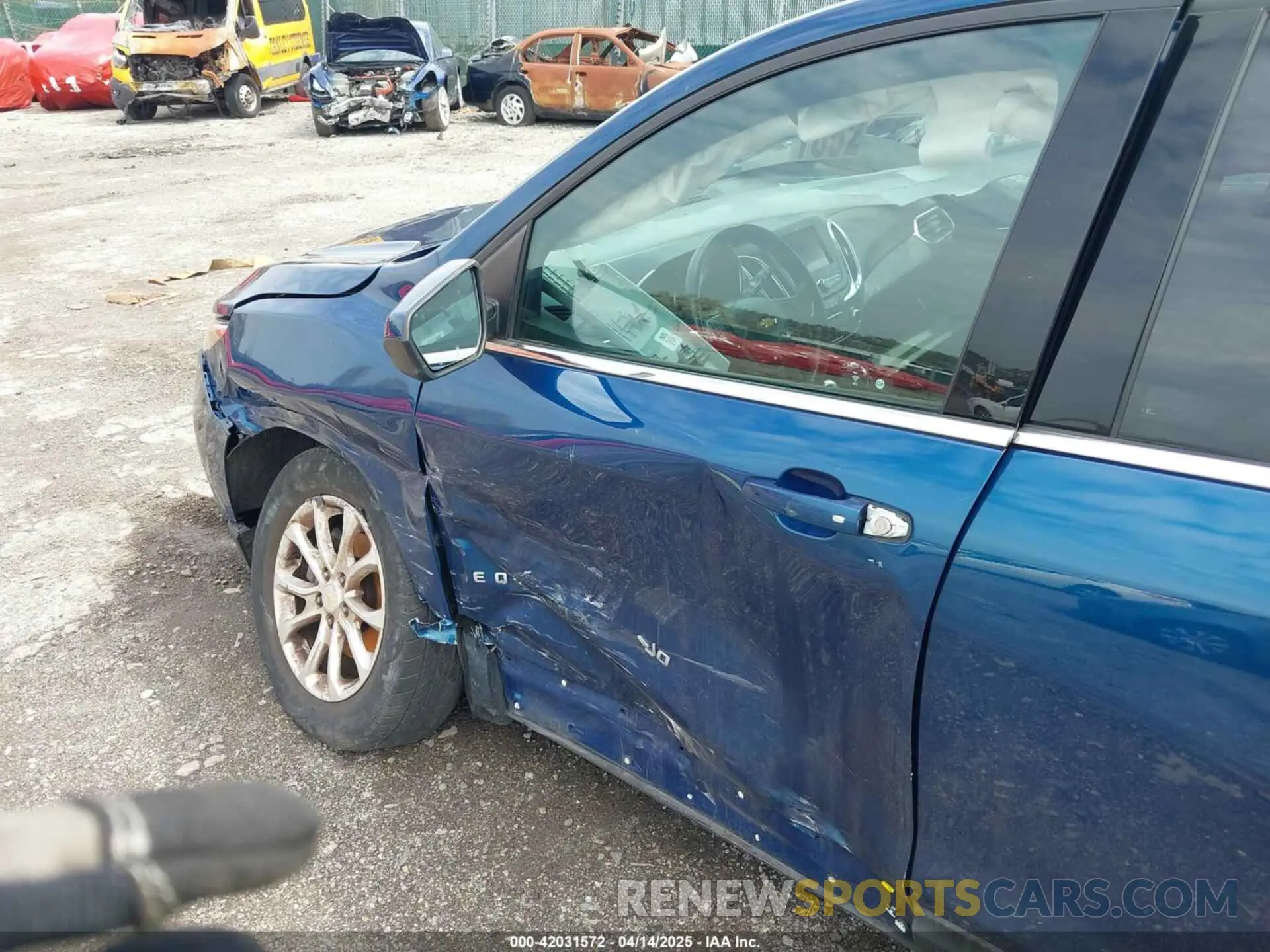 19 Photograph of a damaged car 2GNAXKEV9L6160204 CHEVROLET EQUINOX 2020