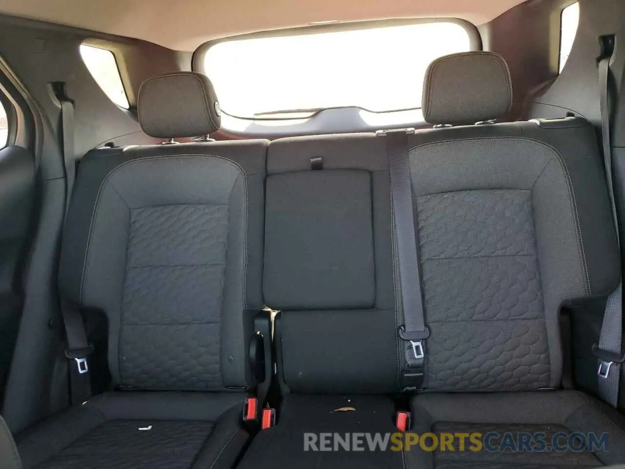 10 Photograph of a damaged car 2GNAXKEV9L6207179 CHEVROLET EQUINOX 2020