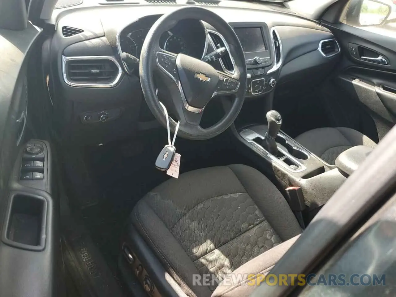 8 Photograph of a damaged car 2GNAXKEV9L6207179 CHEVROLET EQUINOX 2020