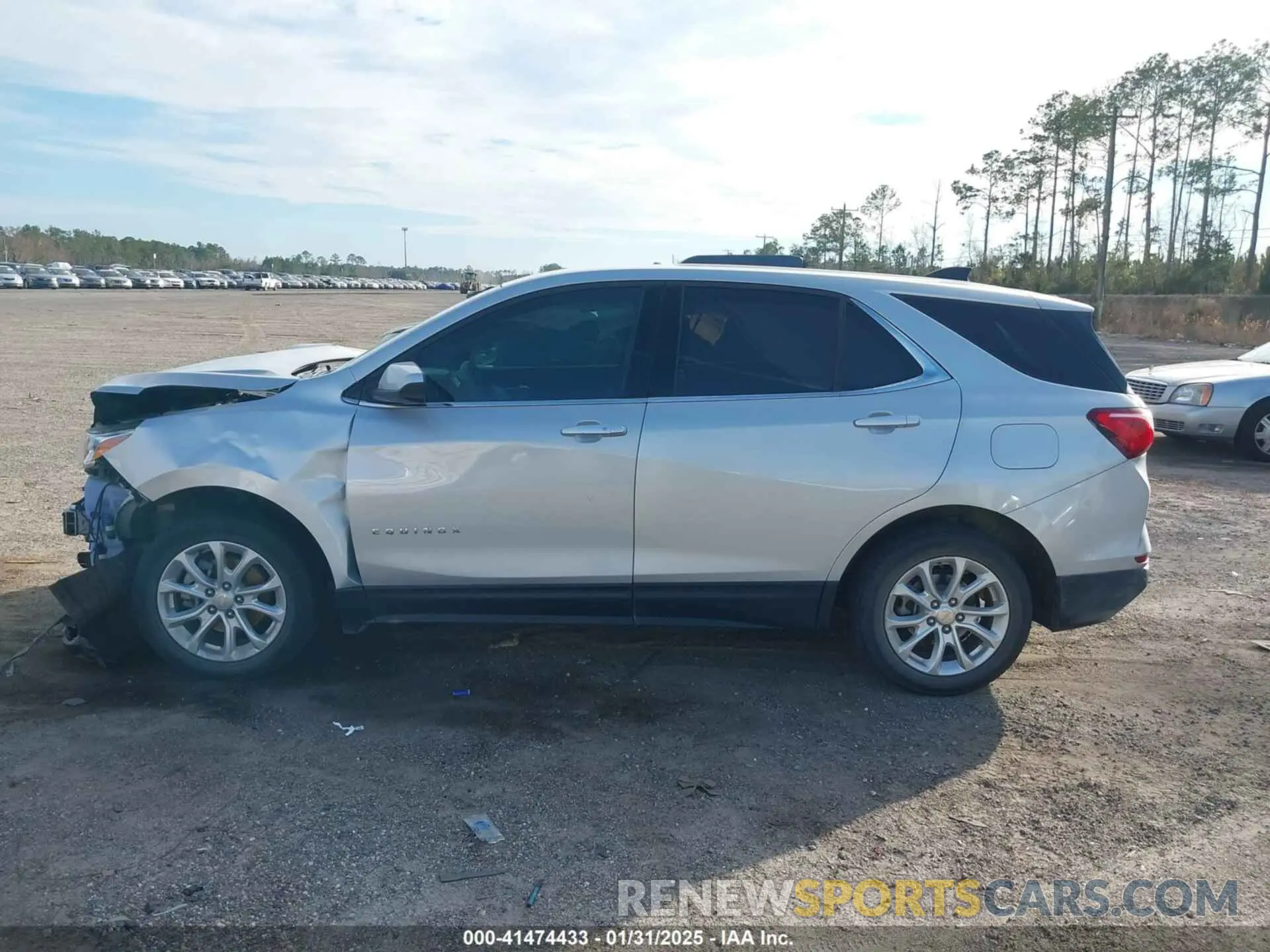 14 Photograph of a damaged car 2GNAXKEVXL6108175 CHEVROLET EQUINOX 2020