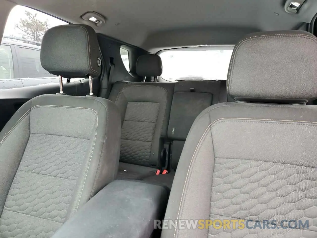 10 Photograph of a damaged car 2GNAXKEVXL6154573 CHEVROLET EQUINOX 2020