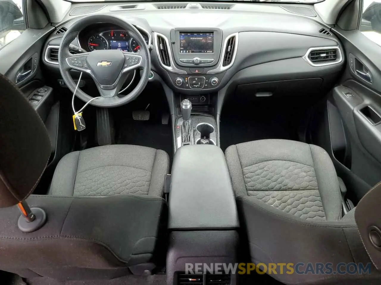 8 Photograph of a damaged car 2GNAXKEVXL6192224 CHEVROLET EQUINOX 2020