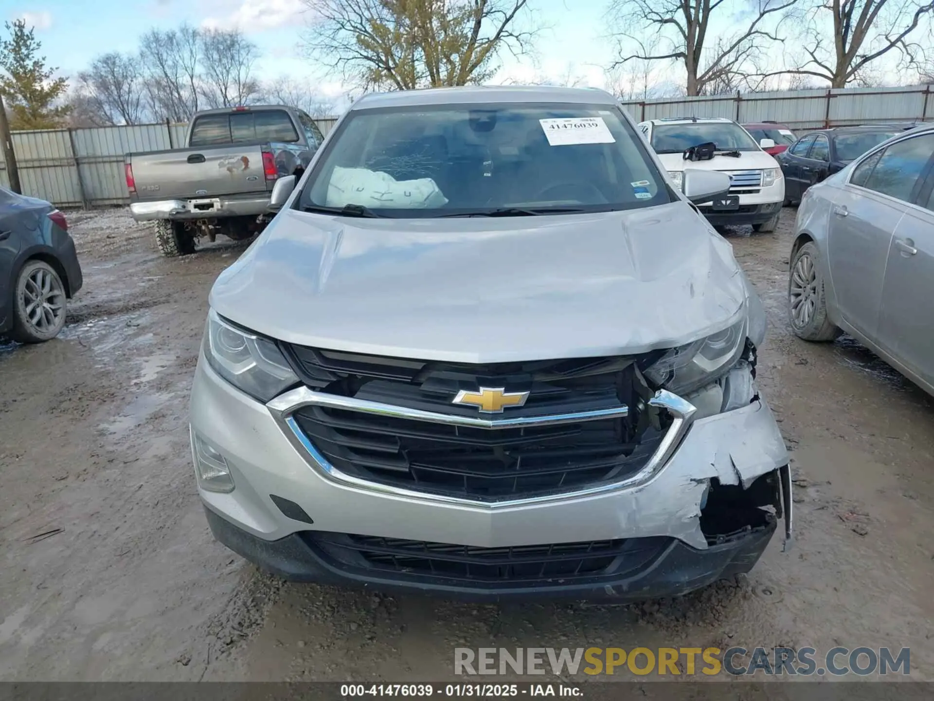 12 Photograph of a damaged car 2GNAXKEVXL6212195 CHEVROLET EQUINOX 2020