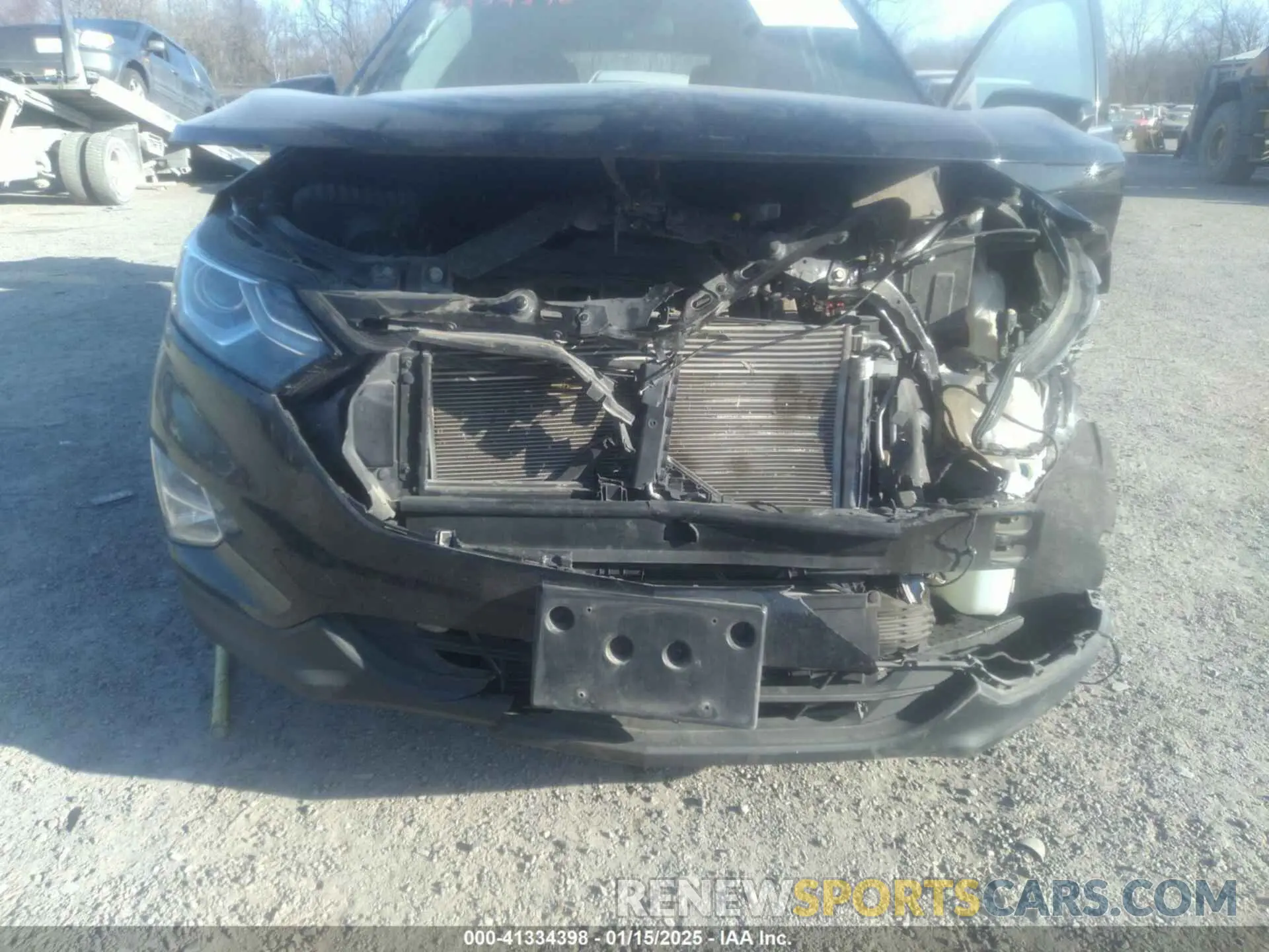 6 Photograph of a damaged car 2GNAXKEVXL6245715 CHEVROLET EQUINOX 2020