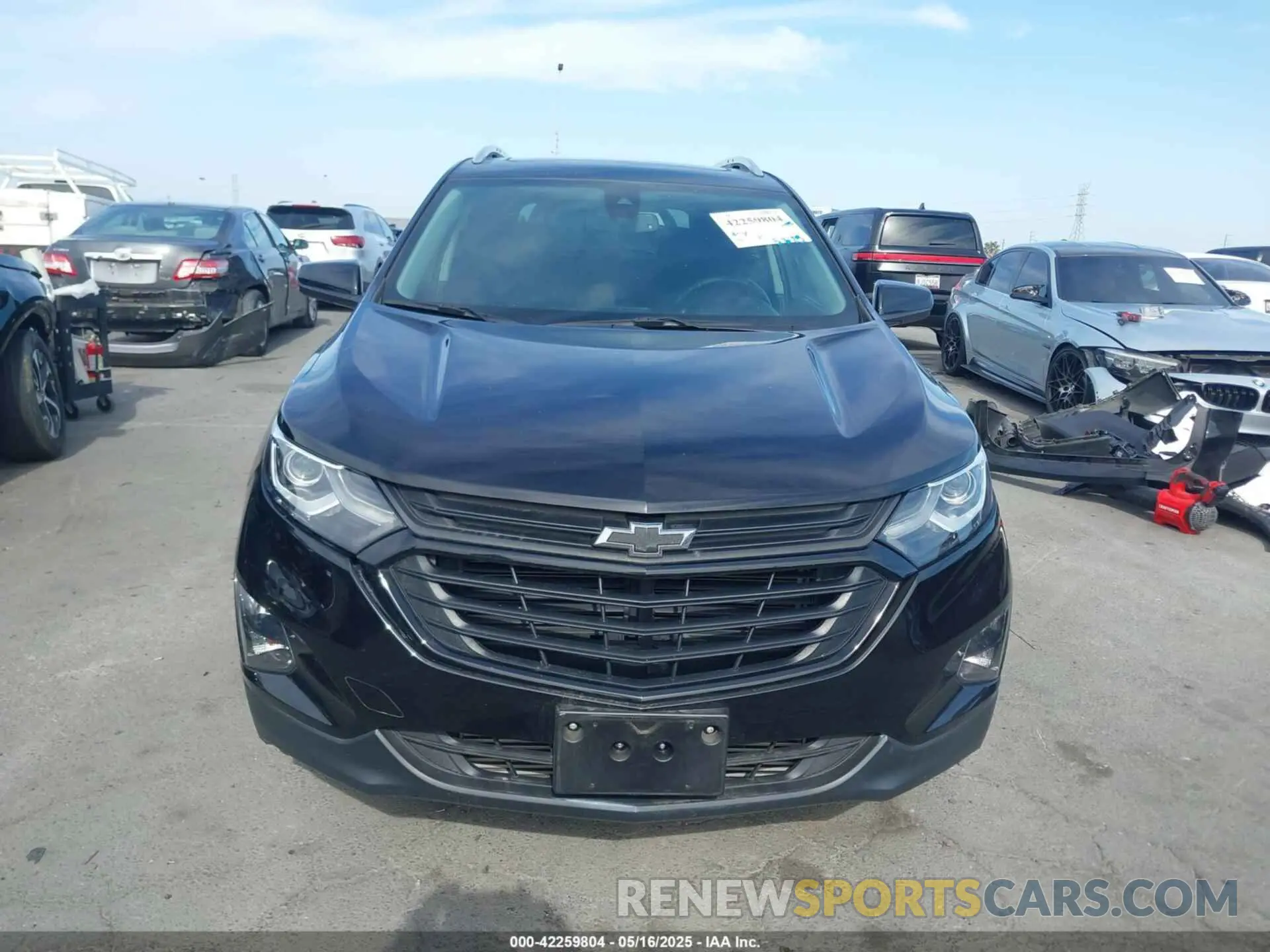 13 Photograph of a damaged car 2GNAXLEX2L6206737 CHEVROLET EQUINOX 2020