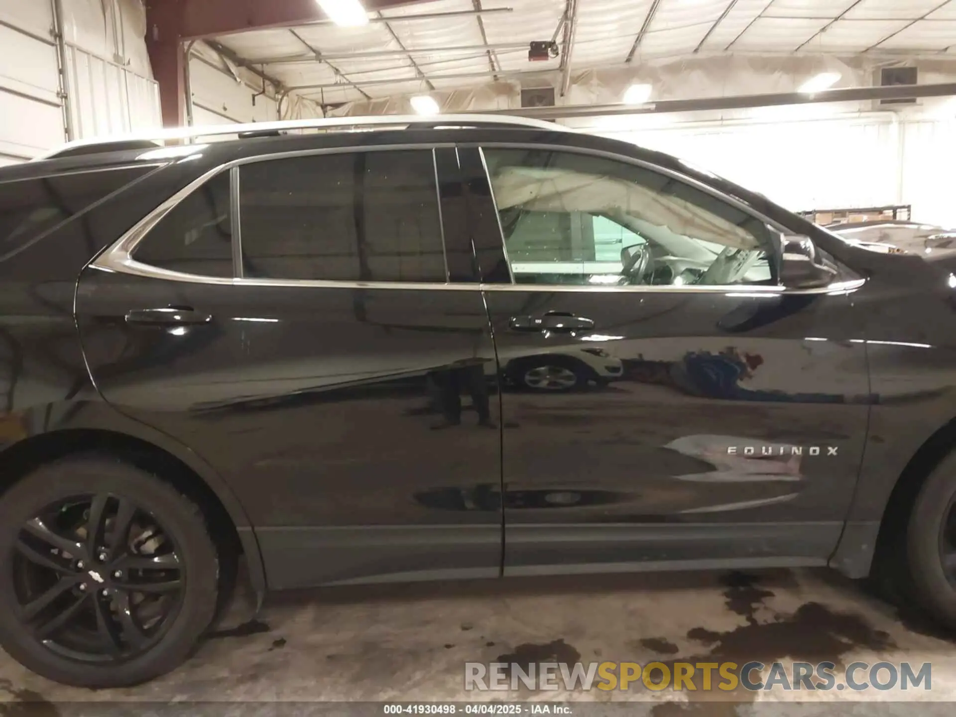 14 Photograph of a damaged car 2GNAXLEX3L6115282 CHEVROLET EQUINOX 2020