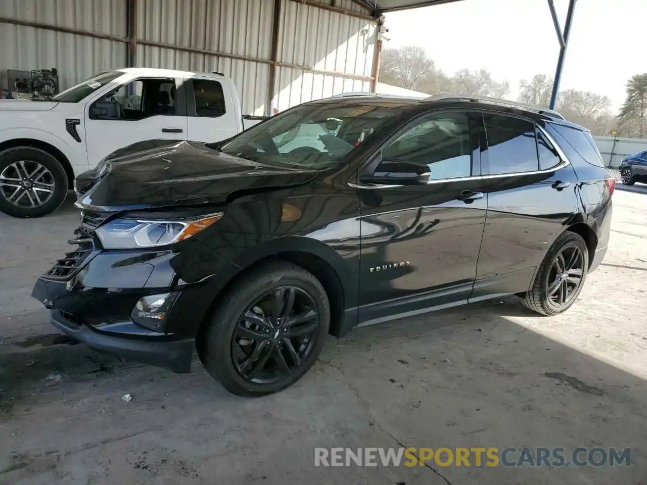 1 Photograph of a damaged car 2GNAXLEX4L6189116 CHEVROLET EQUINOX 2020