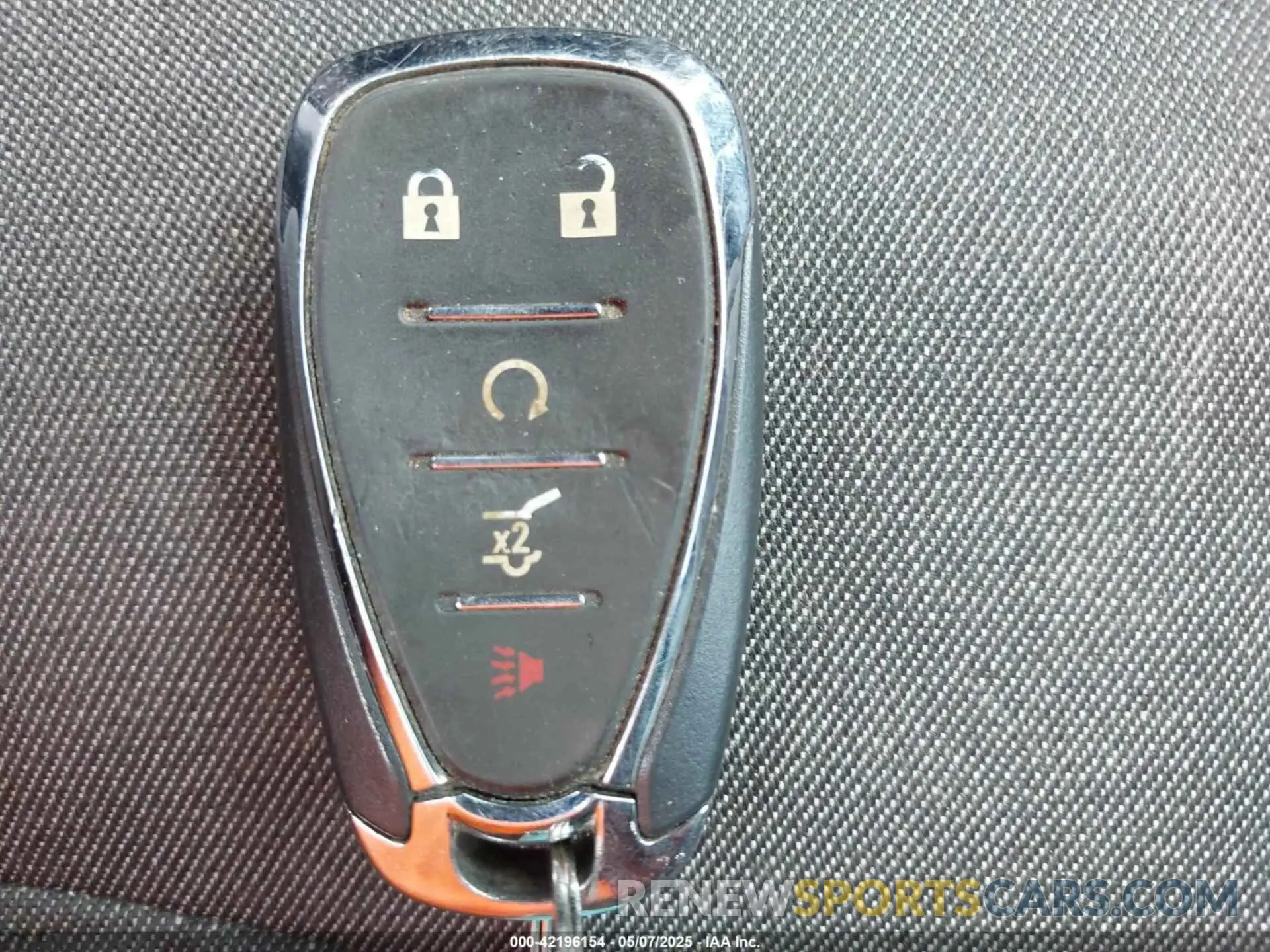11 Photograph of a damaged car 2GNAXLEX4L6215956 CHEVROLET EQUINOX 2020