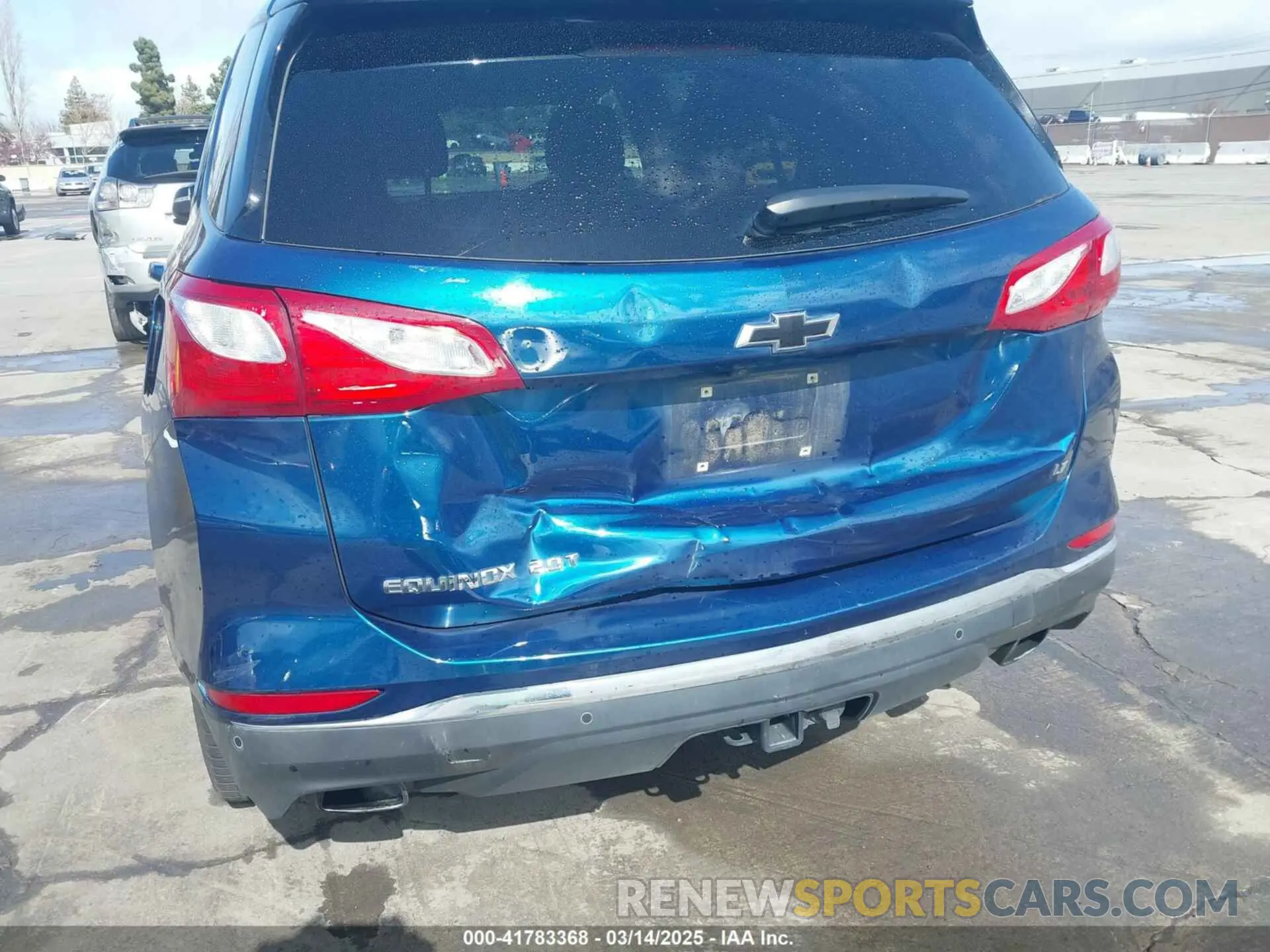 18 Photograph of a damaged car 2GNAXLEX5L6210507 CHEVROLET EQUINOX 2020