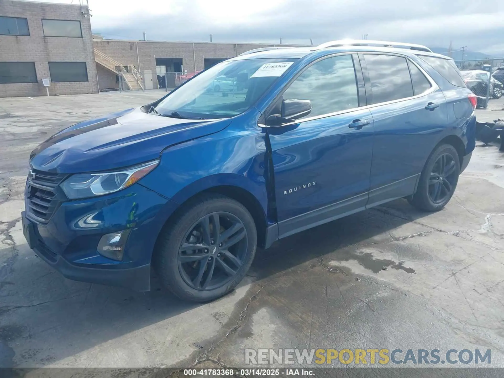 2 Photograph of a damaged car 2GNAXLEX5L6210507 CHEVROLET EQUINOX 2020