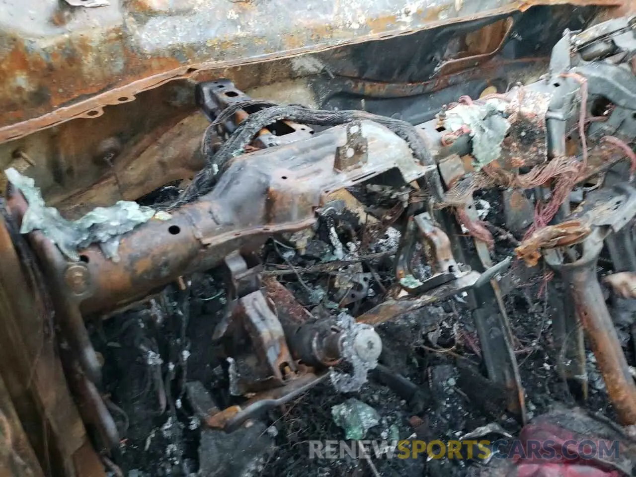 9 Photograph of a damaged car 2GNAXLEX6L6127264 CHEVROLET EQUINOX 2020