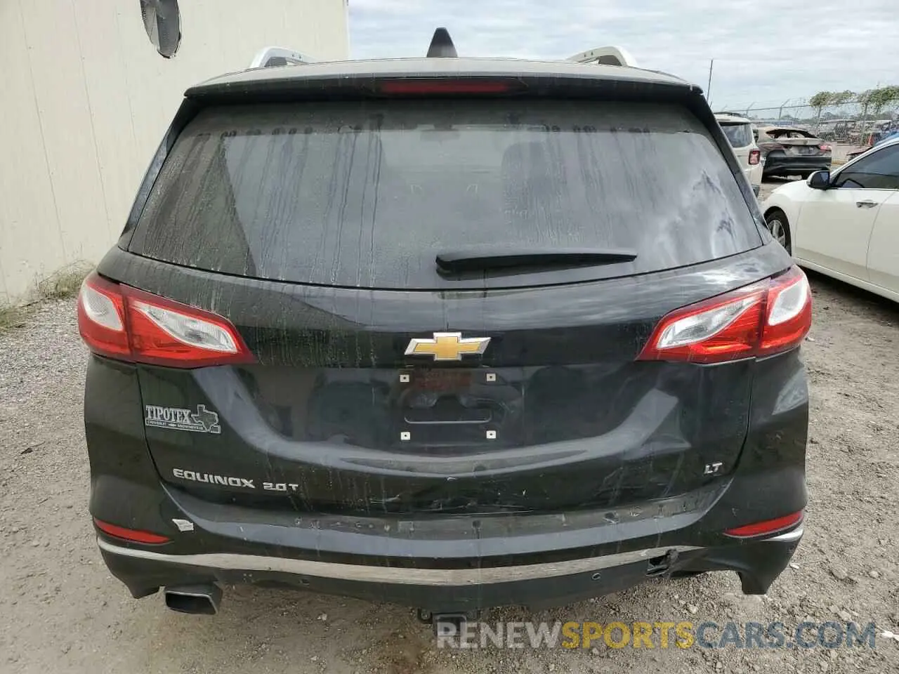 6 Photograph of a damaged car 2GNAXLEX7L6141500 CHEVROLET EQUINOX 2020
