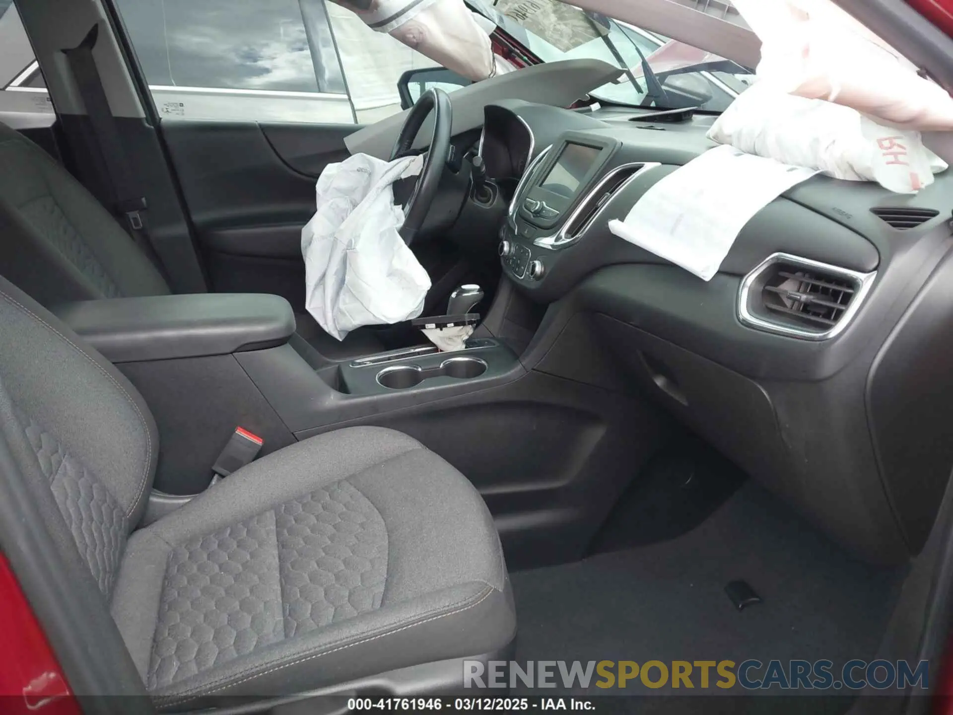5 Photograph of a damaged car 2GNAXLEX7L6276783 CHEVROLET EQUINOX 2020