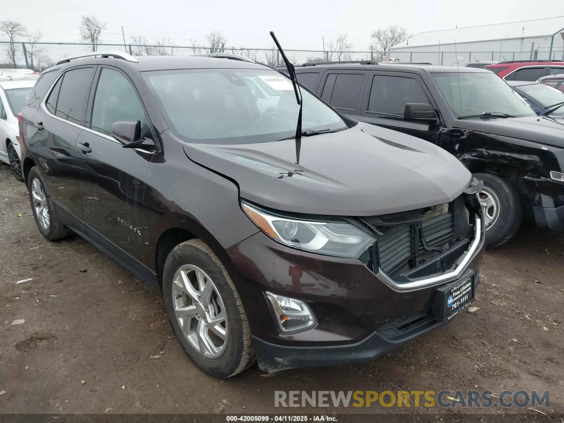 1 Photograph of a damaged car 2GNAXLEX8L6225065 CHEVROLET EQUINOX 2020