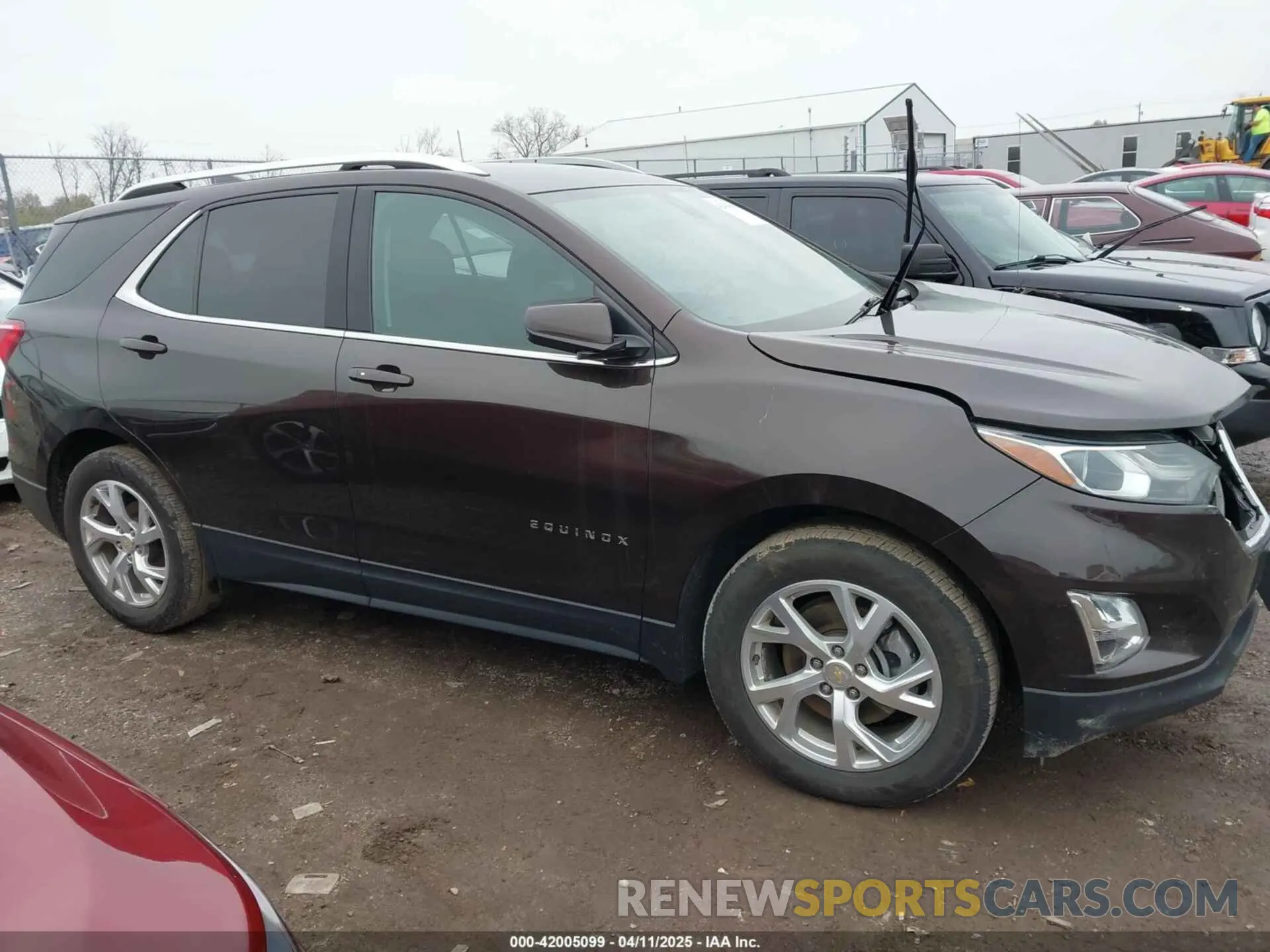 12 Photograph of a damaged car 2GNAXLEX8L6225065 CHEVROLET EQUINOX 2020