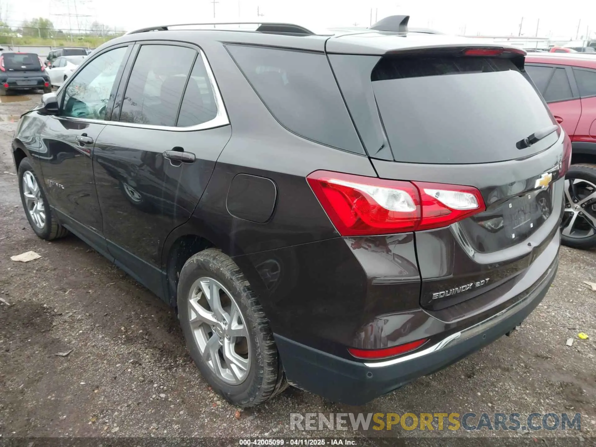 3 Photograph of a damaged car 2GNAXLEX8L6225065 CHEVROLET EQUINOX 2020