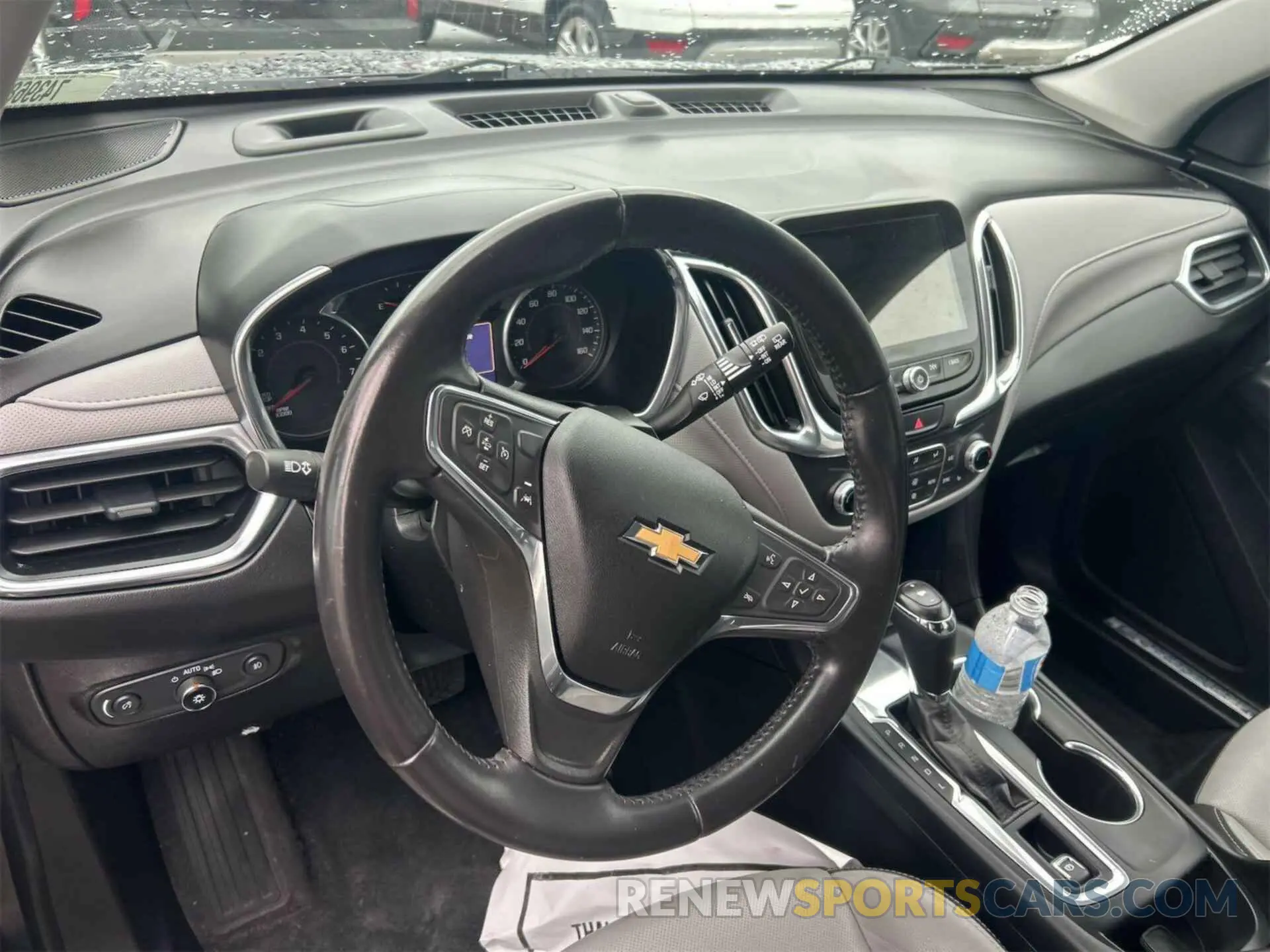 16 Photograph of a damaged car 2GNAXNEV1L6255714 CHEVROLET EQUINOX 2020