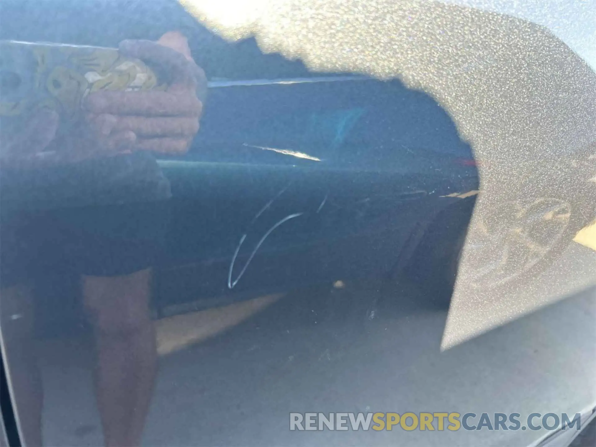 2 Photograph of a damaged car 2GNAXNEV1L6255714 CHEVROLET EQUINOX 2020