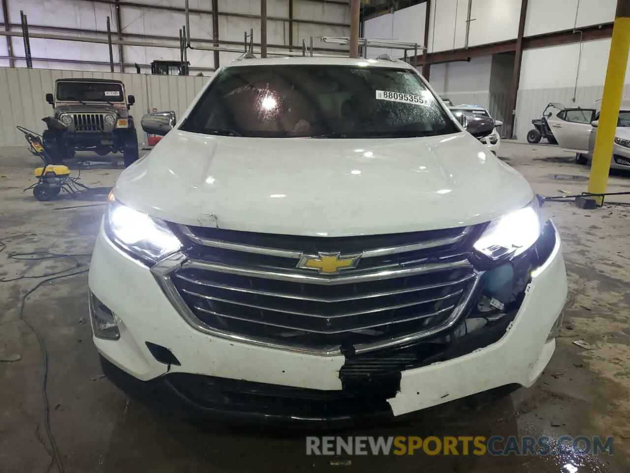 5 Photograph of a damaged car 2GNAXNEV2L6164550 CHEVROLET EQUINOX 2020