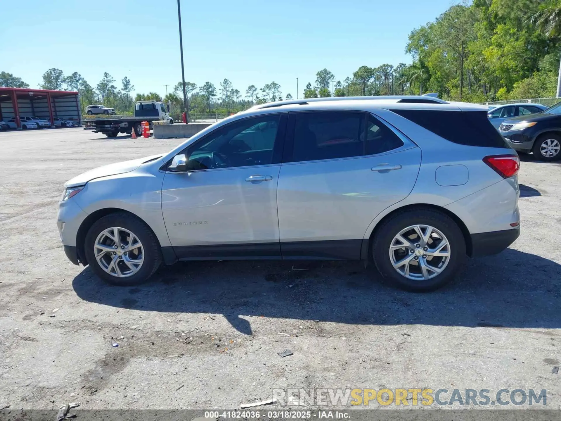 15 Photograph of a damaged car 2GNAXNEV7L6134492 CHEVROLET EQUINOX 2020