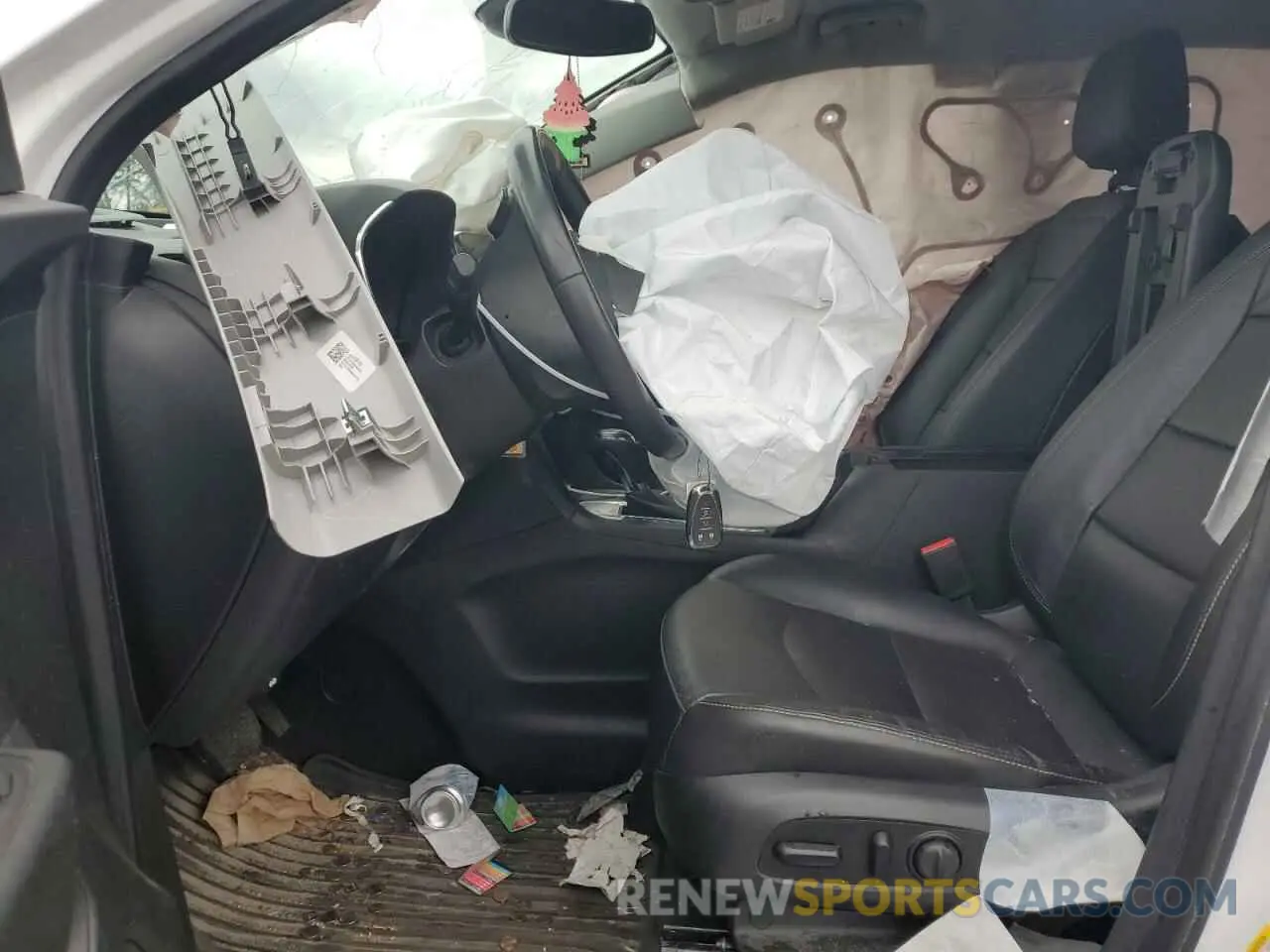 7 Photograph of a damaged car 2GNAXNEV8L6174452 CHEVROLET EQUINOX 2020