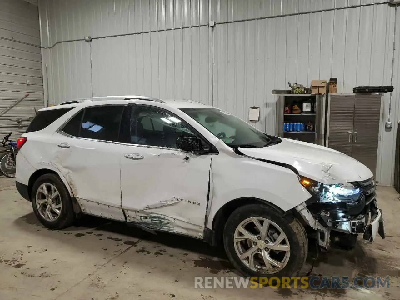 4 Photograph of a damaged car 2GNAXNEV9L6123588 CHEVROLET EQUINOX 2020
