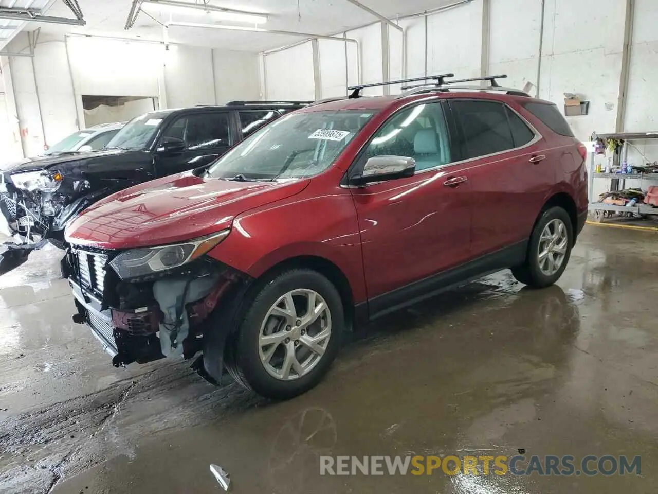 1 Photograph of a damaged car 2GNAXNEV9L6261437 CHEVROLET EQUINOX 2020