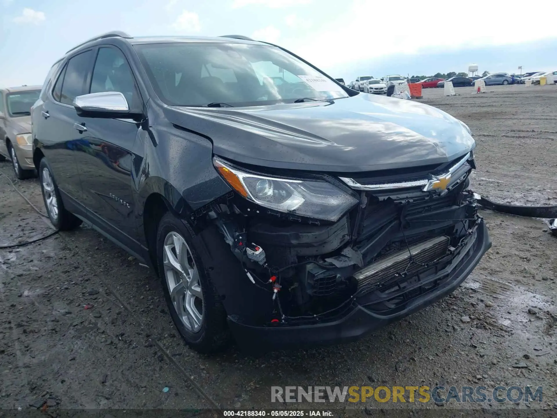 1 Photograph of a damaged car 2GNAXNEVXL6156874 CHEVROLET EQUINOX 2020