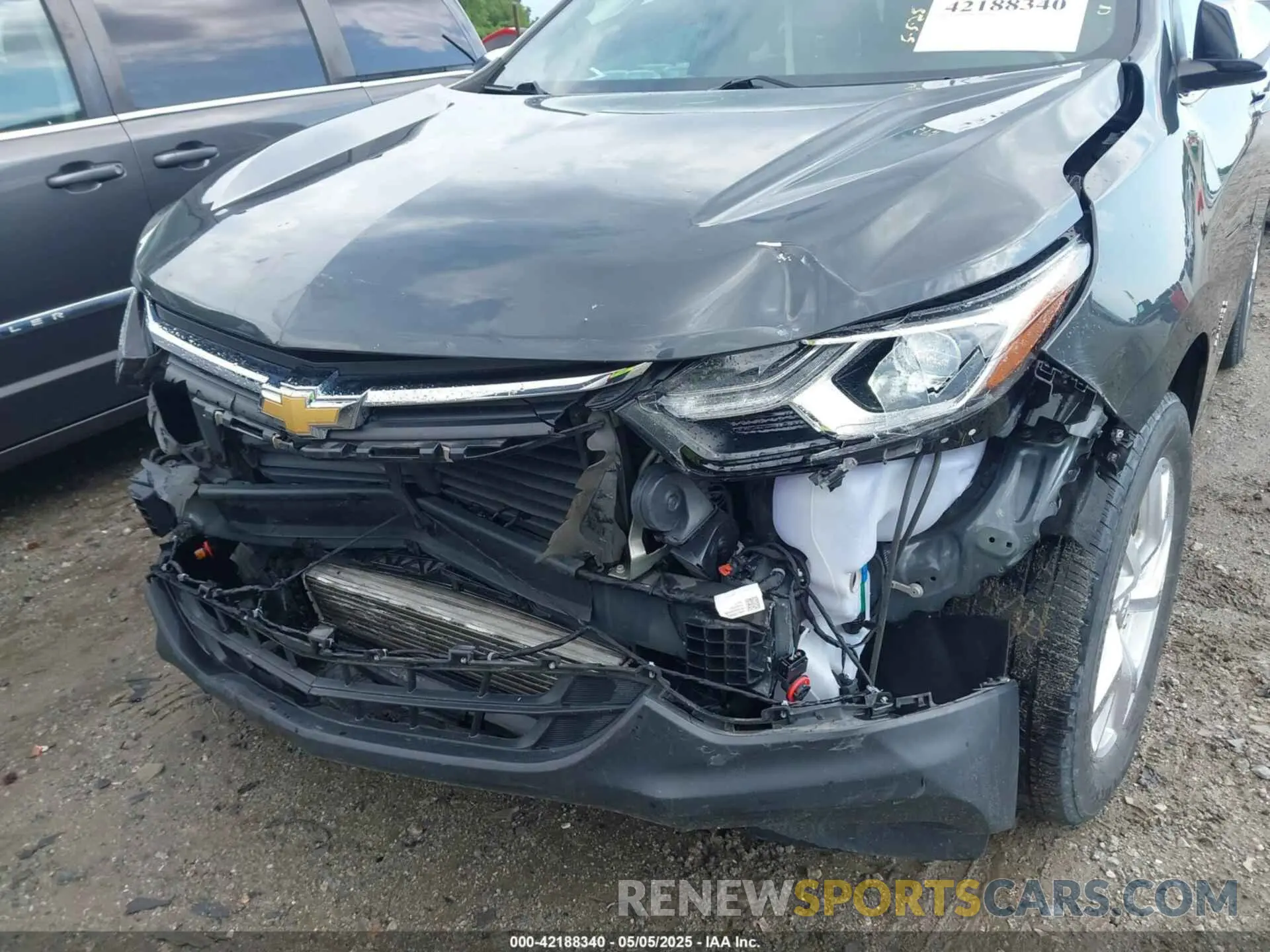 6 Photograph of a damaged car 2GNAXNEVXL6156874 CHEVROLET EQUINOX 2020