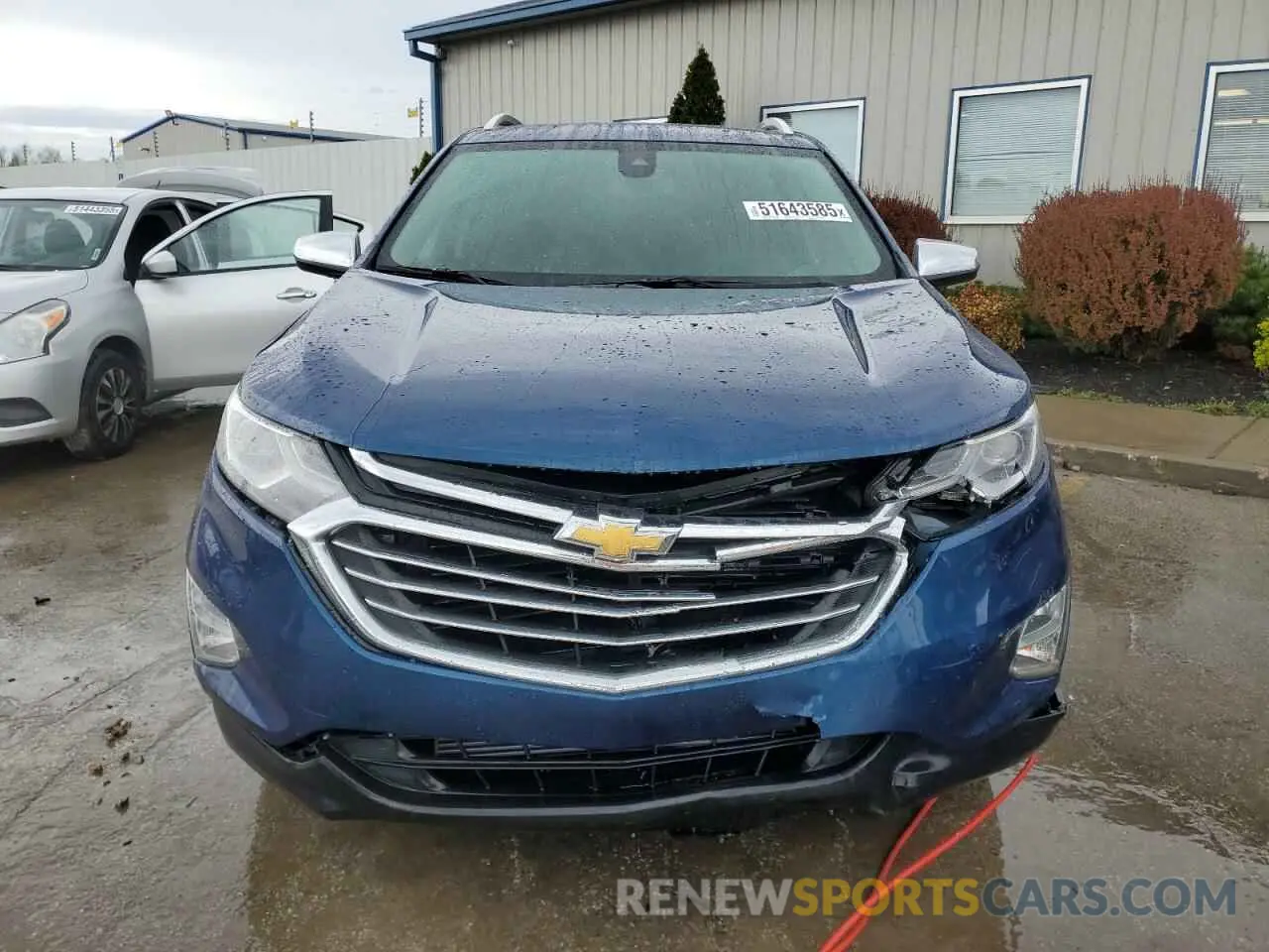 5 Photograph of a damaged car 2GNAXNEVXL6281213 CHEVROLET EQUINOX 2020