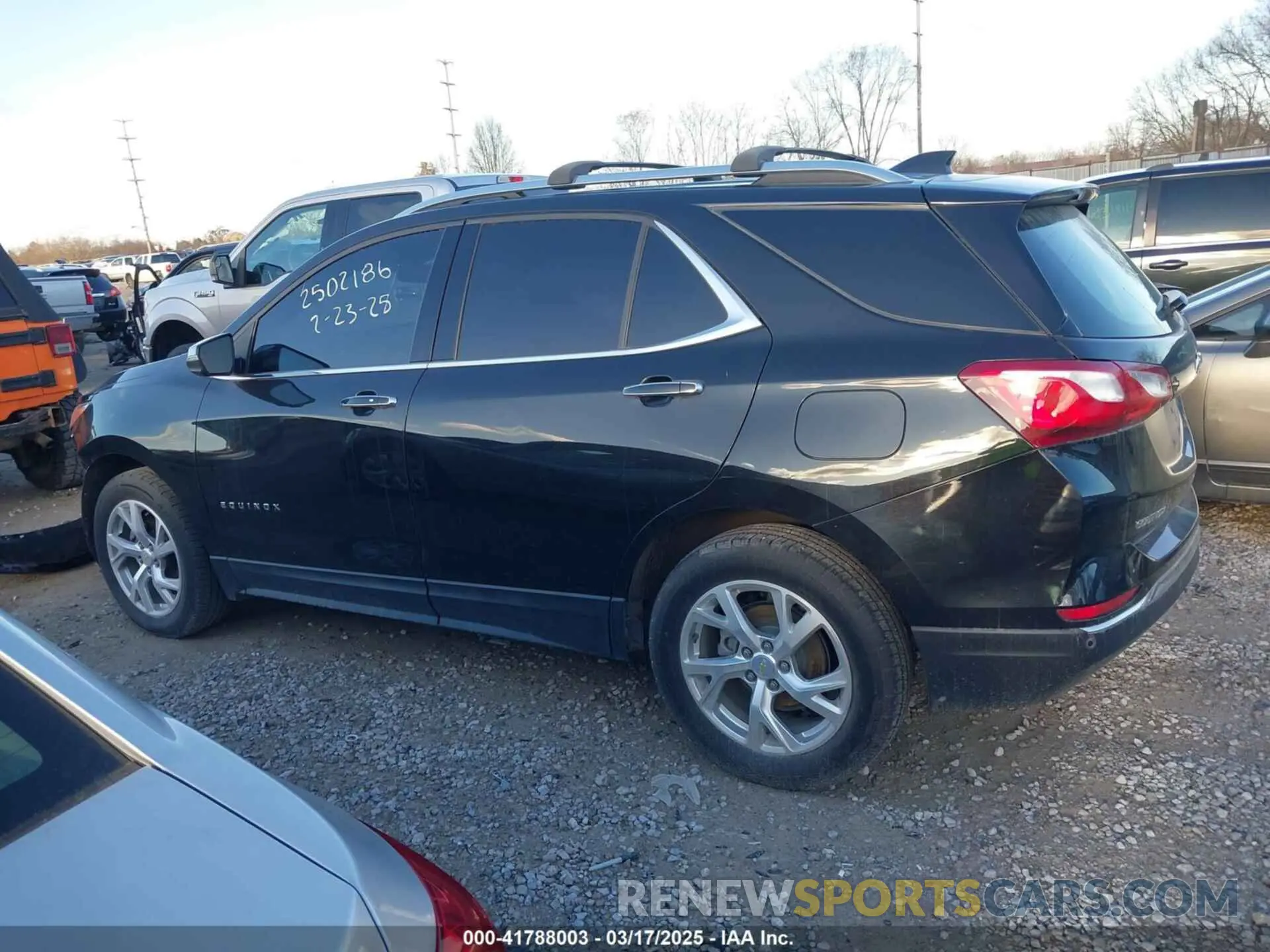 15 Photograph of a damaged car 2GNAXNEVXL6282152 CHEVROLET EQUINOX 2020