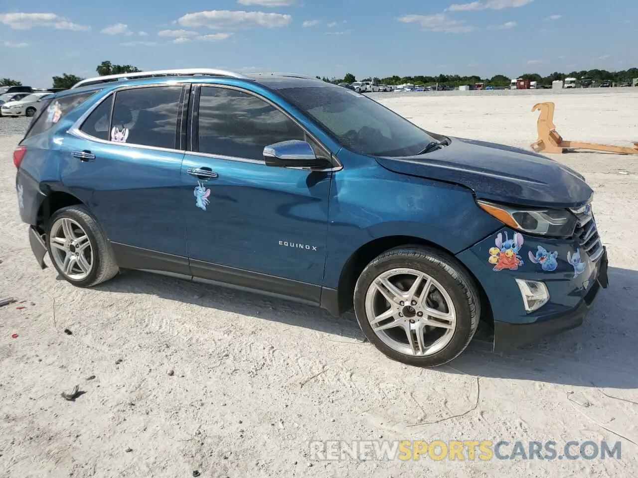 4 Photograph of a damaged car 2GNAXPEX0L6224449 CHEVROLET EQUINOX 2020