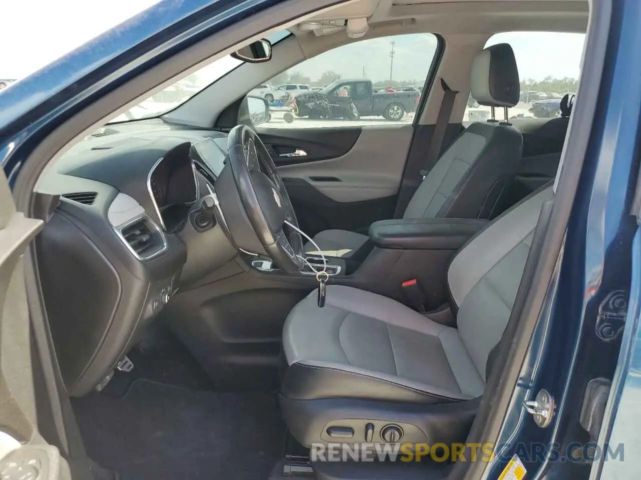 7 Photograph of a damaged car 2GNAXPEX0L6224449 CHEVROLET EQUINOX 2020