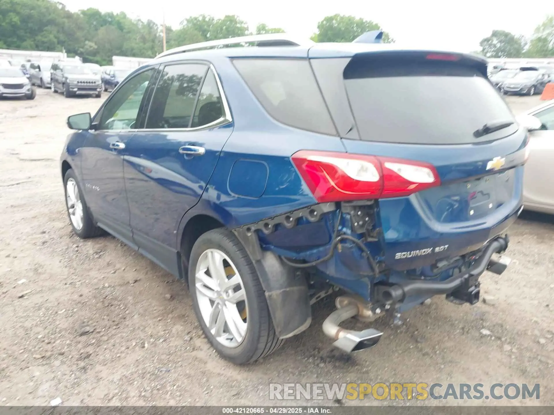 3 Photograph of a damaged car 2GNAXPEX2L6245478 CHEVROLET EQUINOX 2020