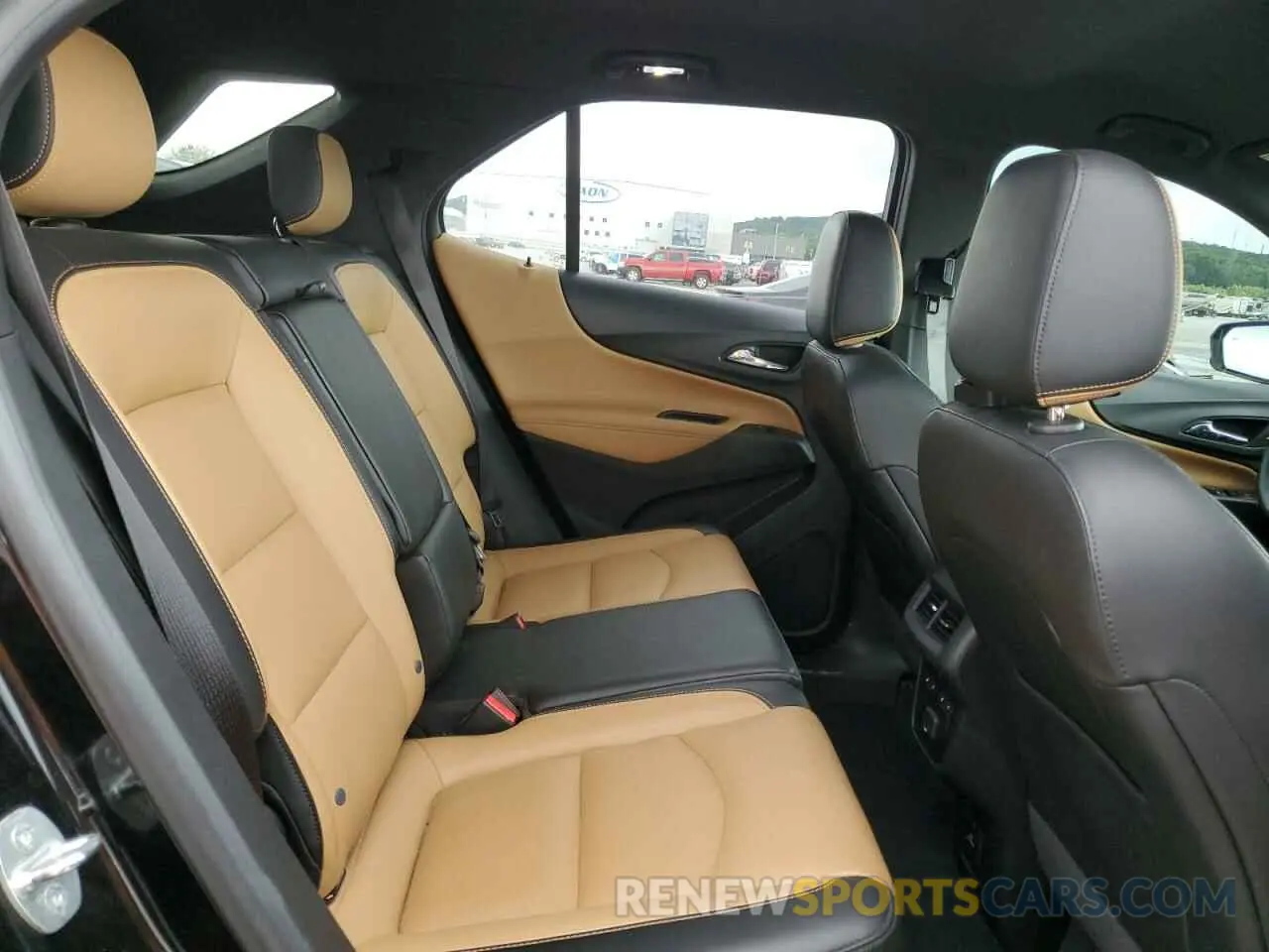 11 Photograph of a damaged car 2GNAXPEX3L6279672 CHEVROLET EQUINOX 2020