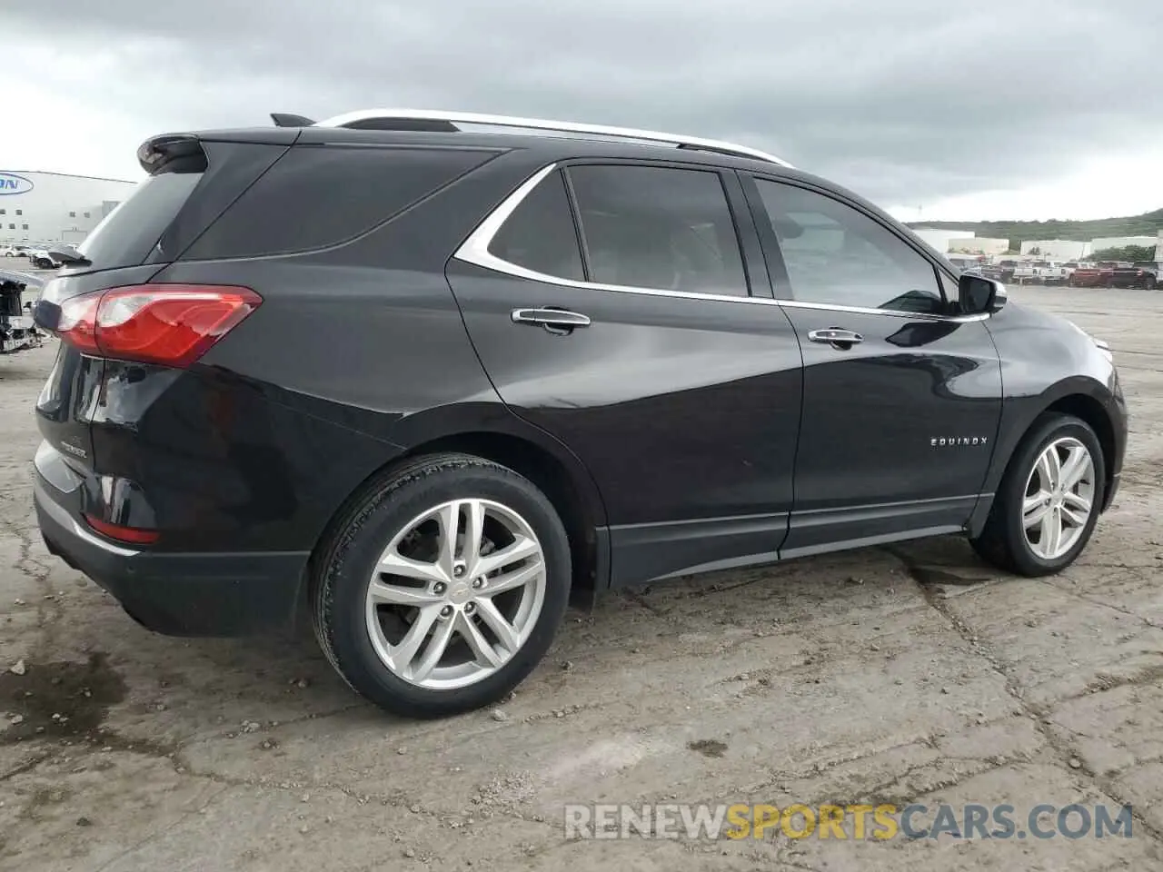 3 Photograph of a damaged car 2GNAXPEX3L6279672 CHEVROLET EQUINOX 2020
