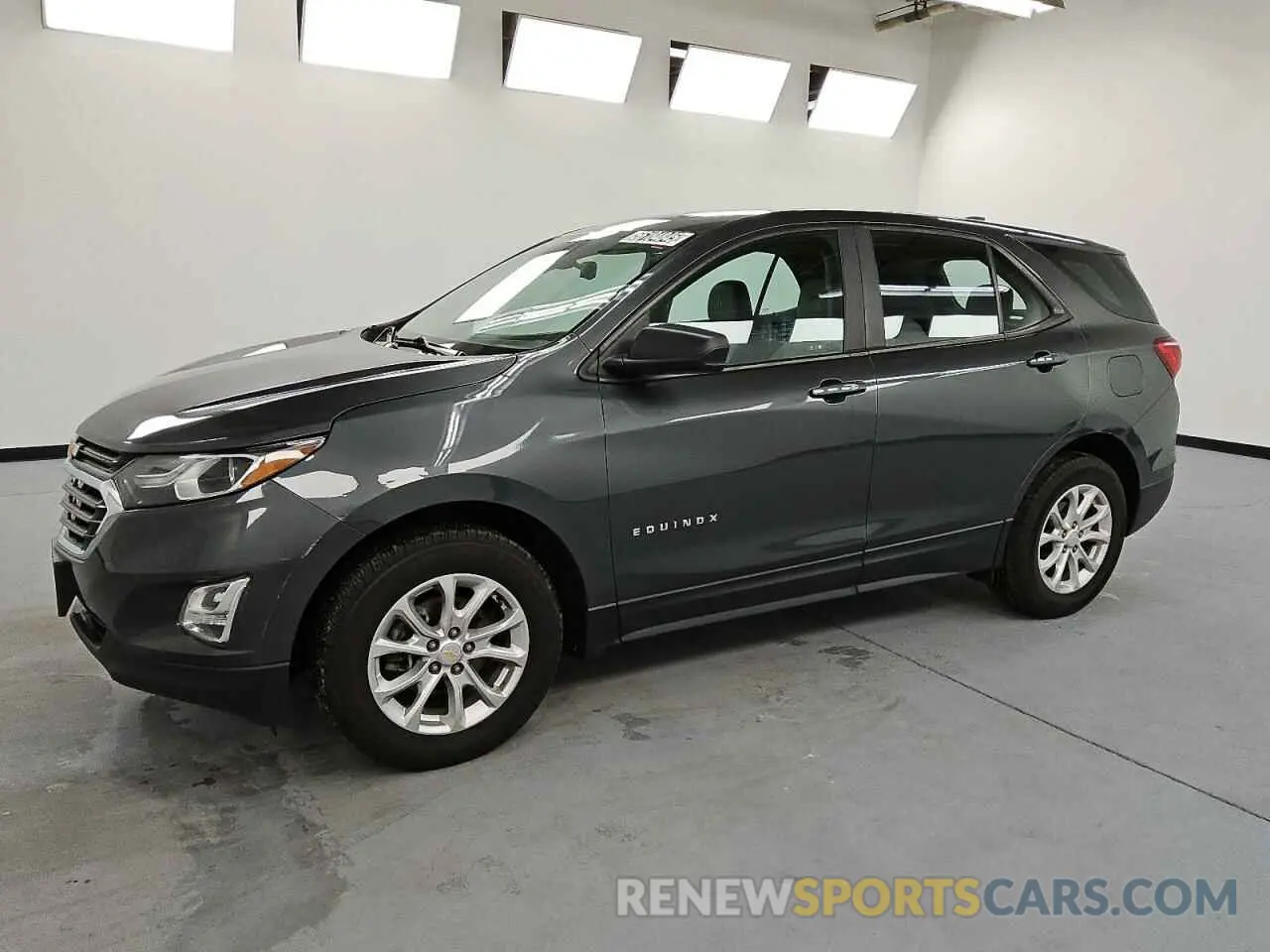 1 Photograph of a damaged car 2GNAXSEV0L6126524 CHEVROLET EQUINOX 2020
