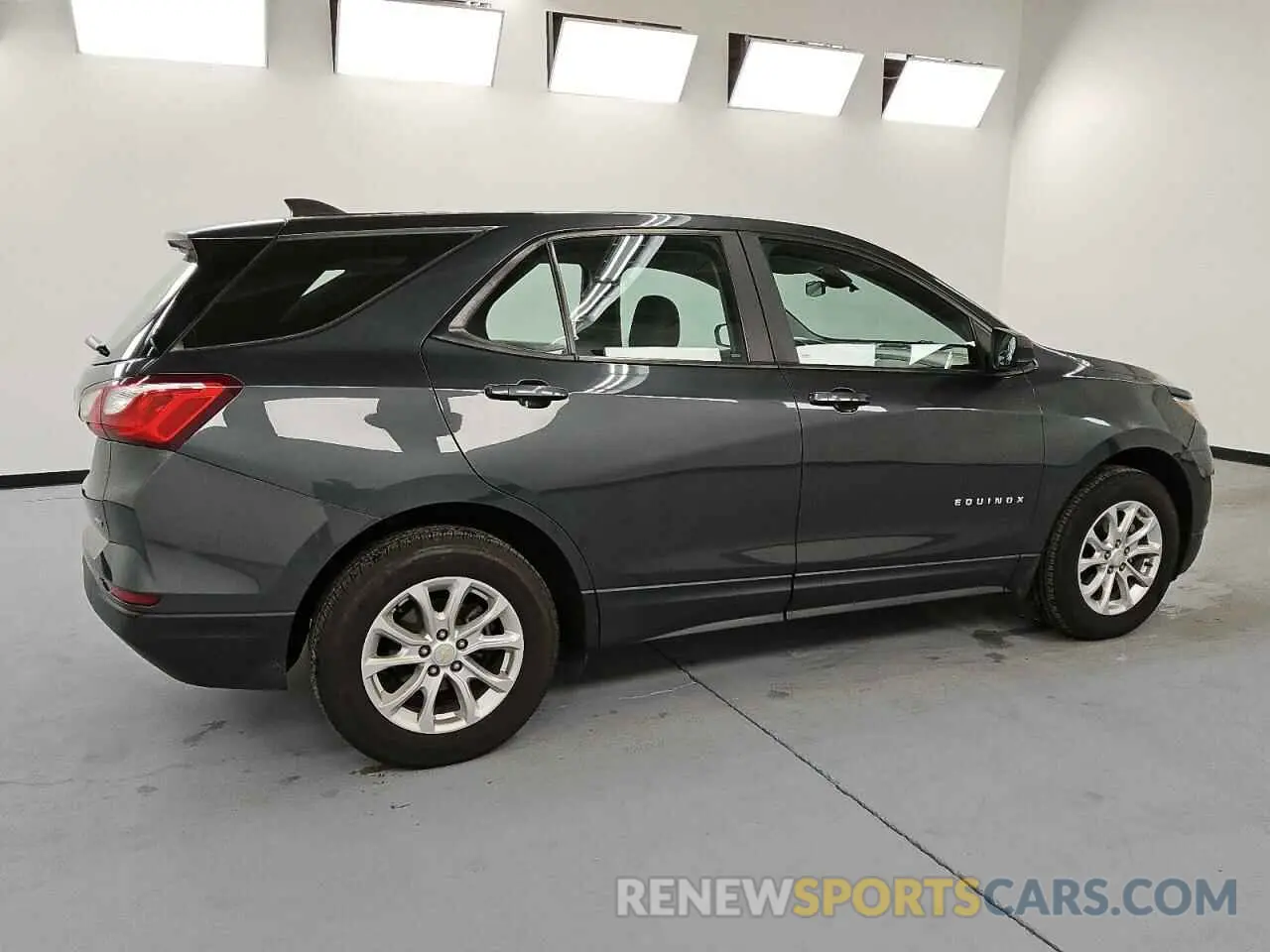 3 Photograph of a damaged car 2GNAXSEV0L6126524 CHEVROLET EQUINOX 2020