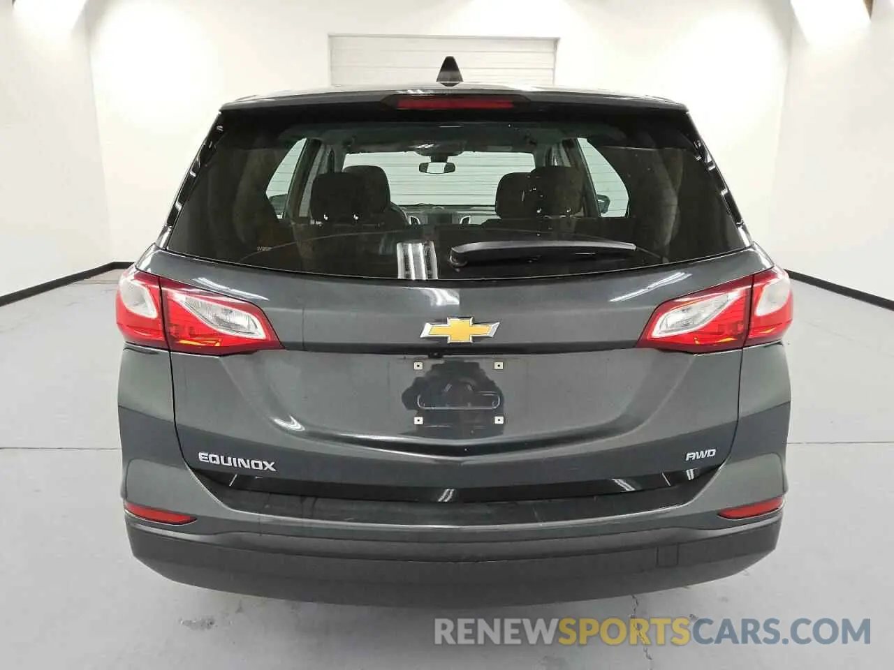 6 Photograph of a damaged car 2GNAXSEV0L6126524 CHEVROLET EQUINOX 2020