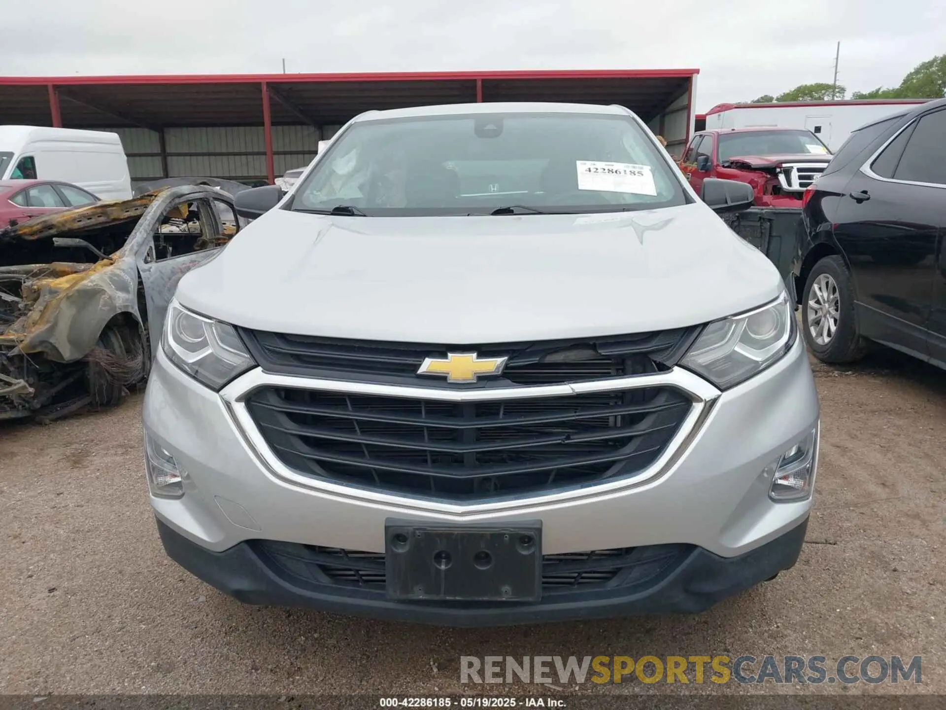 13 Photograph of a damaged car 2GNAXSEV0L6256562 CHEVROLET EQUINOX 2020