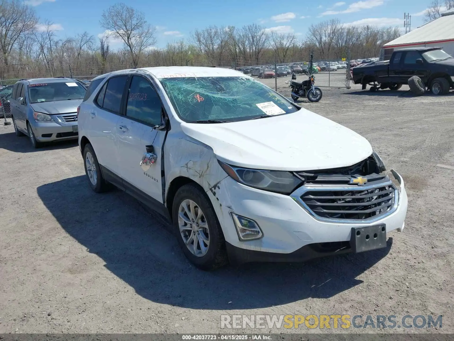 1 Photograph of a damaged car 2GNAXSEV2L6104668 CHEVROLET EQUINOX 2020