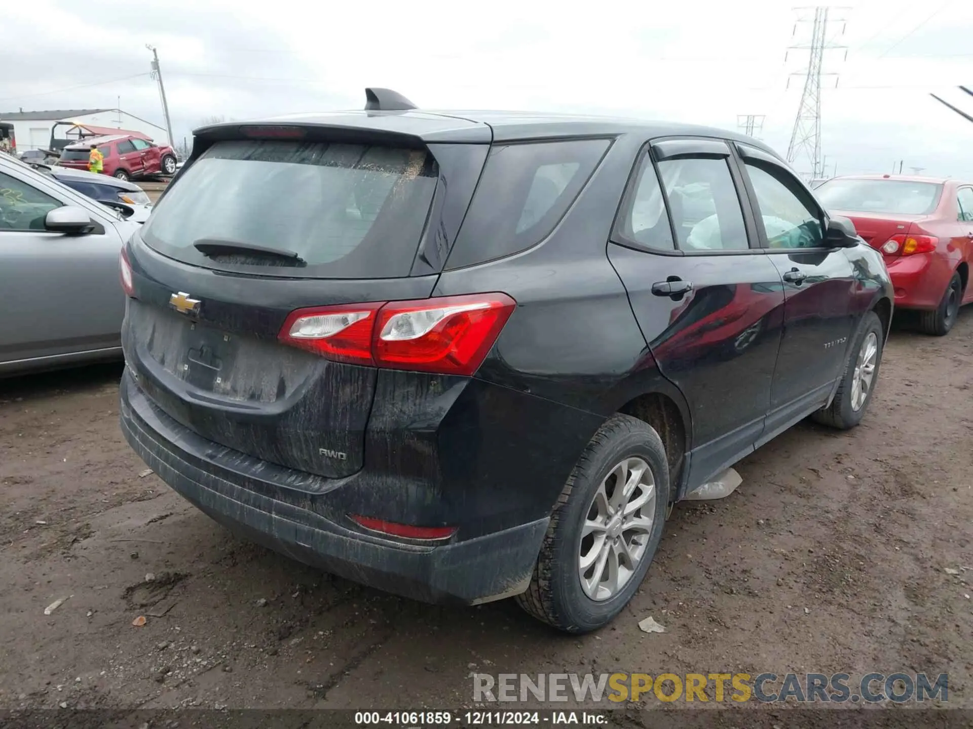 4 Photograph of a damaged car 2GNAXSEV2L6179211 CHEVROLET EQUINOX 2020