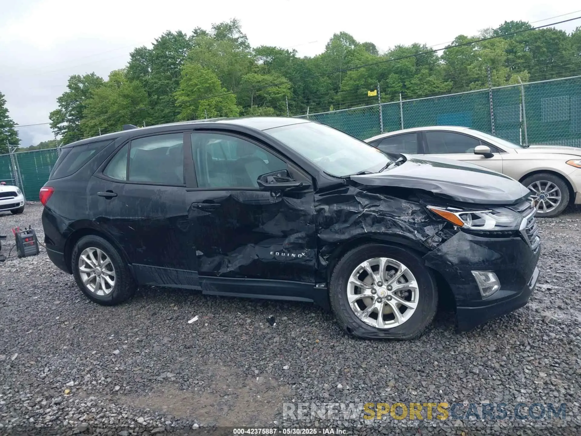 14 Photograph of a damaged car 2GNAXSEV2L6274335 CHEVROLET EQUINOX 2020