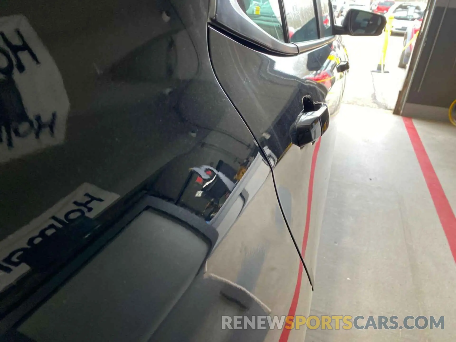 5 Photograph of a damaged car 2GNAXSEV3L6229954 CHEVROLET EQUINOX 2020
