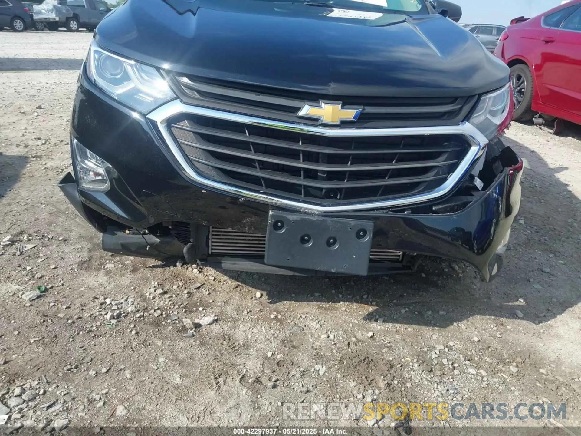 18 Photograph of a damaged car 2GNAXSEV3L6272576 CHEVROLET EQUINOX 2020