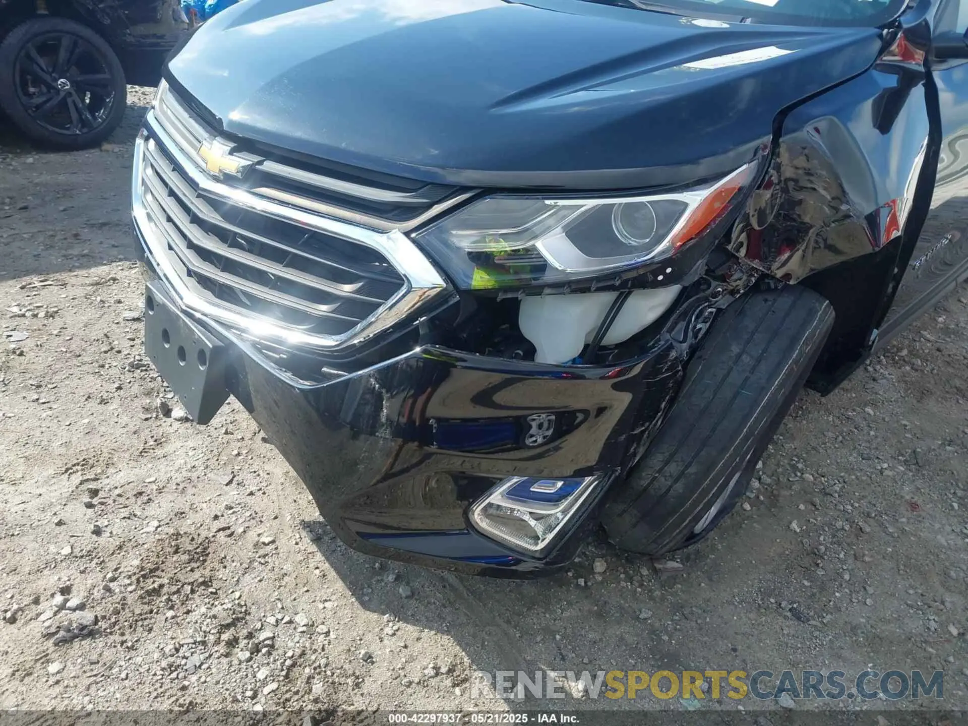 19 Photograph of a damaged car 2GNAXSEV3L6272576 CHEVROLET EQUINOX 2020