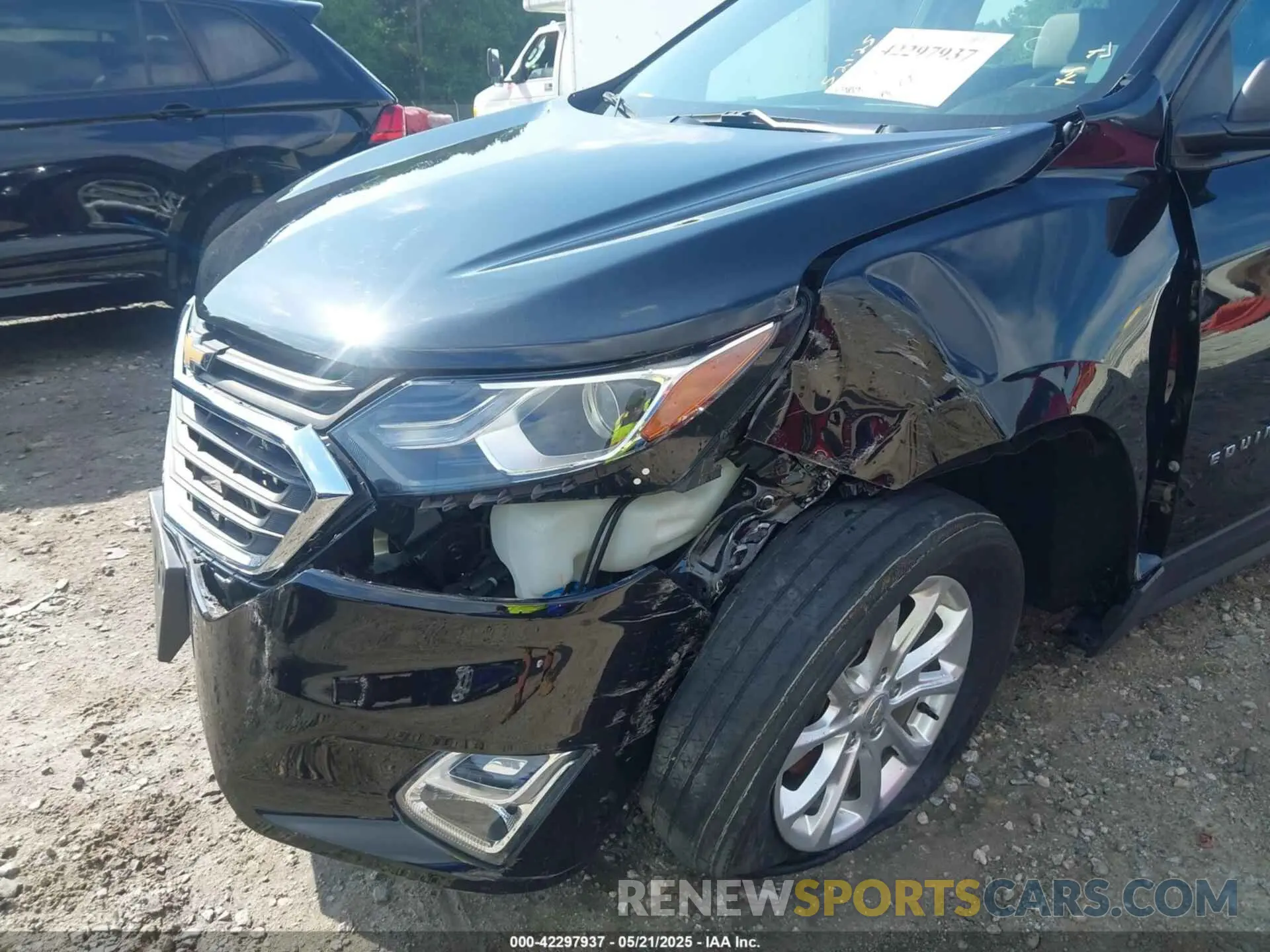 6 Photograph of a damaged car 2GNAXSEV3L6272576 CHEVROLET EQUINOX 2020